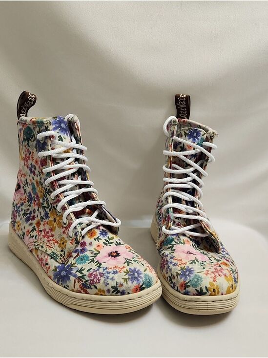 Dr. Martens Shoes - Dr. Martens Newton Wanderlust Floral Multicolored Lace-Up Ankle Boots (Size 7)